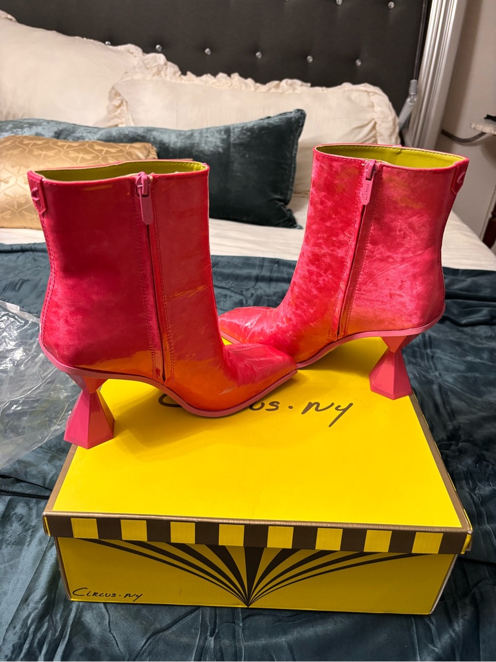Circus by Sam Edelman Hot Pink Pointed Toe Geometric Heel Ankle Boots - Picture 6 of 11